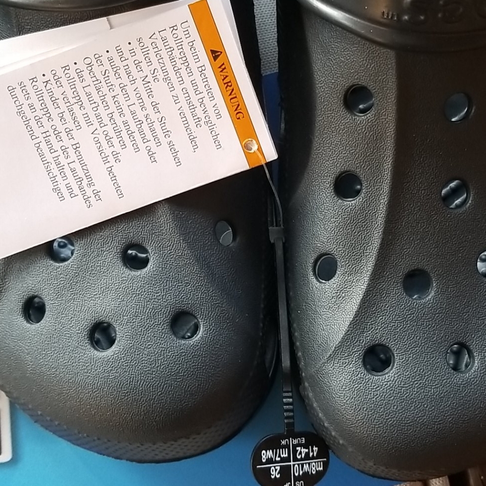 Sz M8/W10 CROCS Baya Clog - Picture 8 of 11